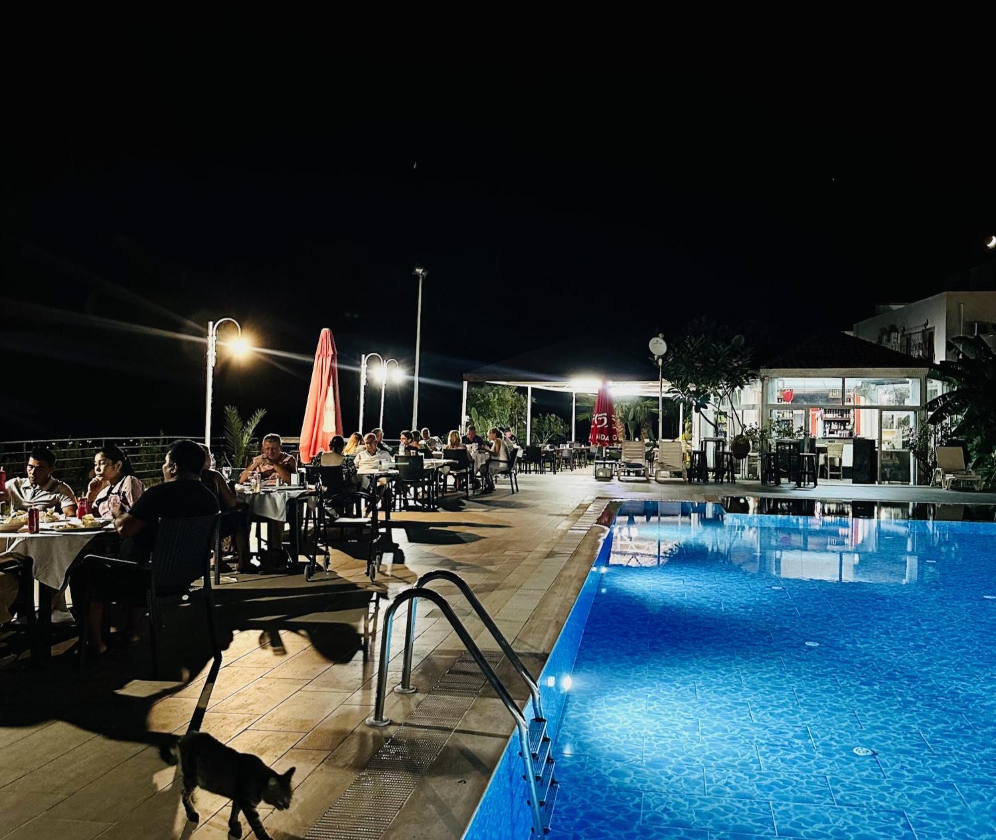 Celebi Garden Hotel - Cittaslow Retreat 파마구스타 외부 사진