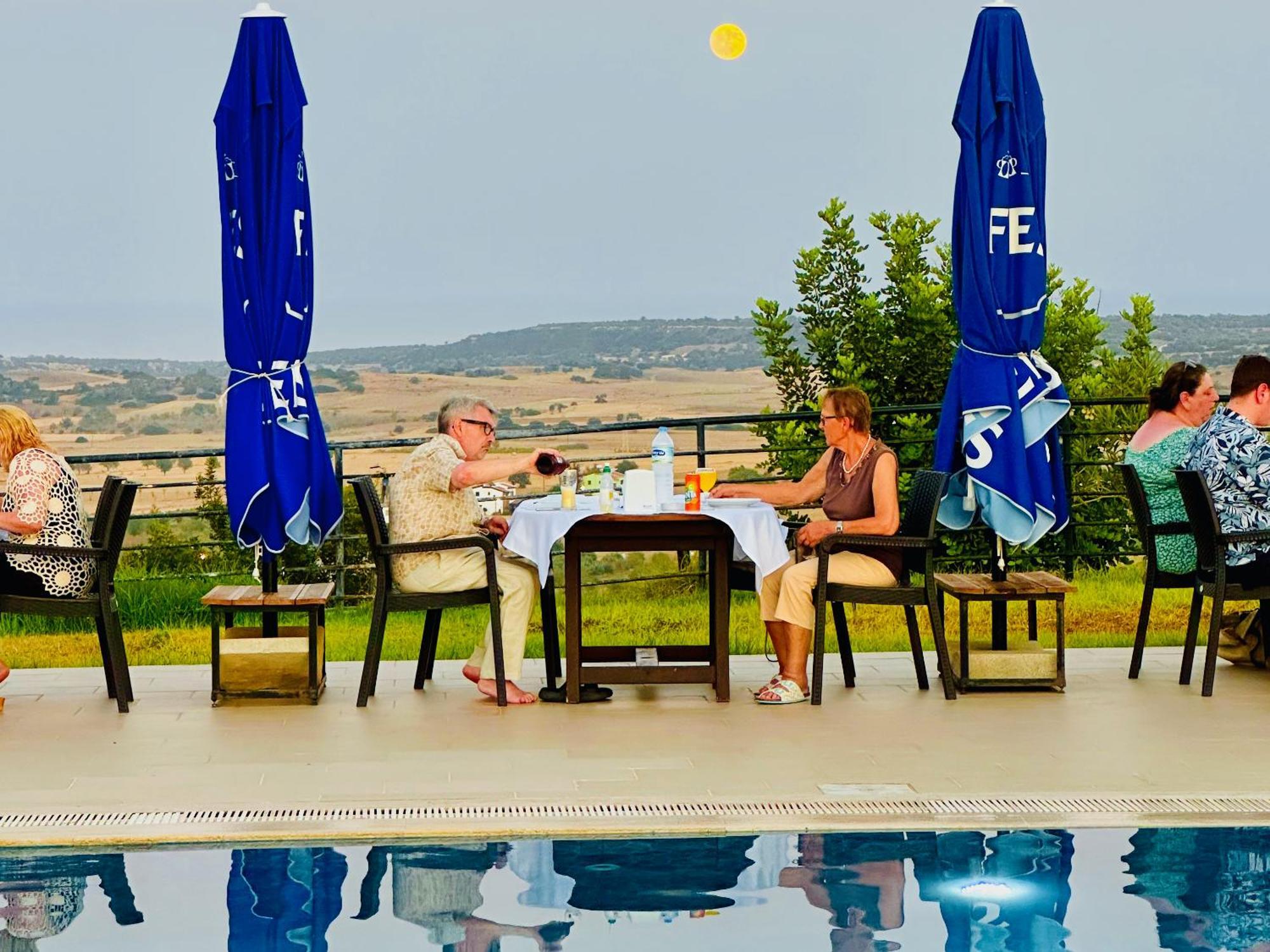 Celebi Garden Hotel - Cittaslow Retreat 파마구스타 외부 사진