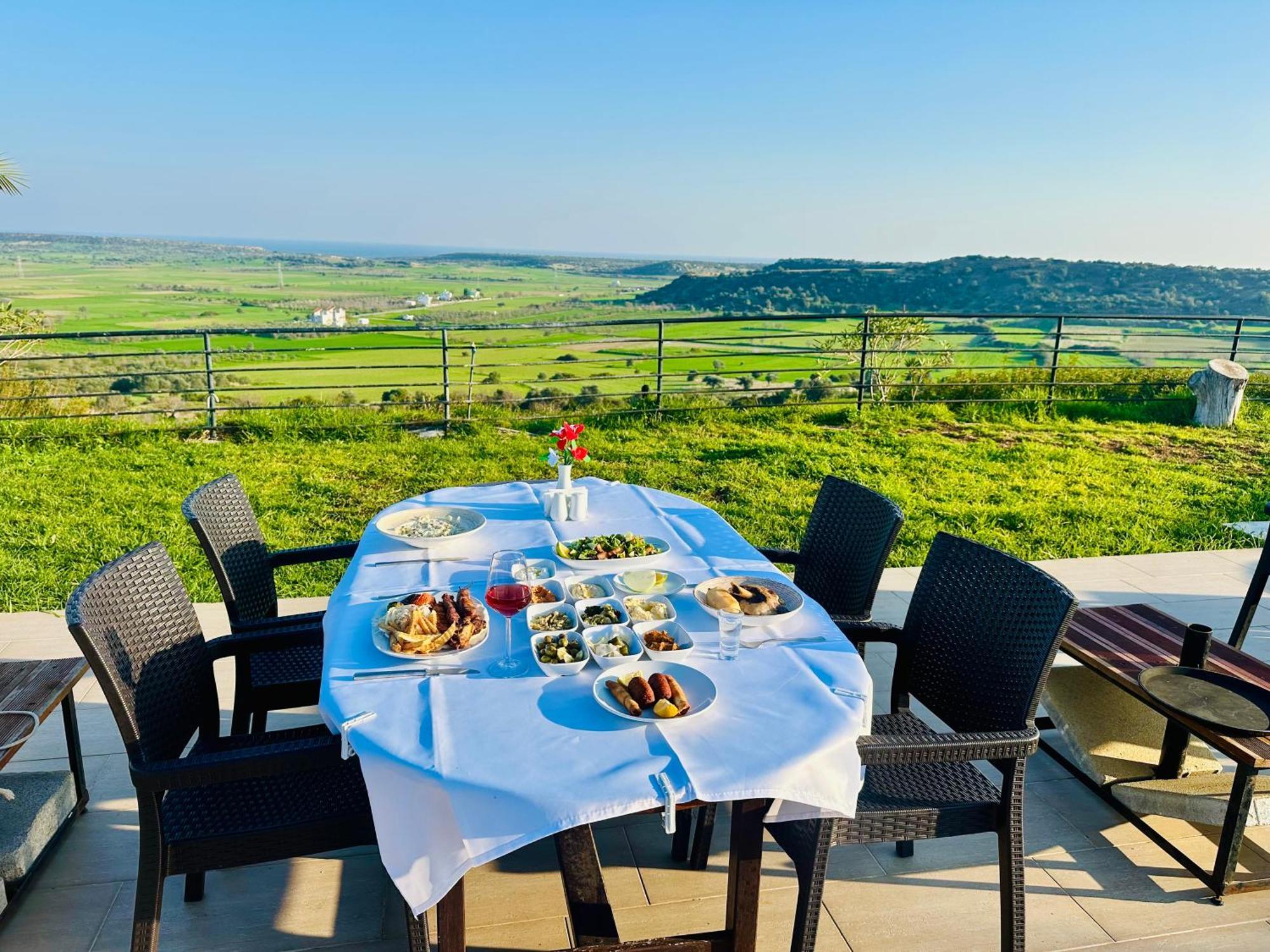 Celebi Garden Hotel - Cittaslow Retreat 파마구스타 외부 사진